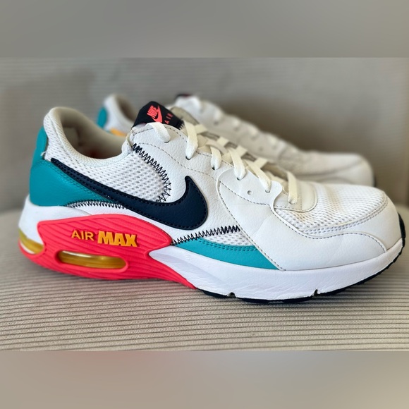 Nike Air Max Excee in the "White Dusty Cactus" (men’s 10/women’s 11.5) - Picture 3 of 10